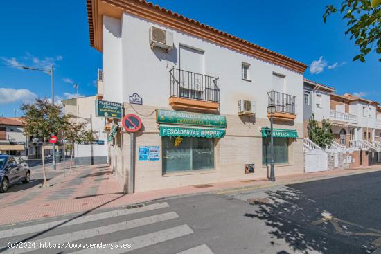 Local Comercial en la Calle San Miguel de Armilla - GRANADA