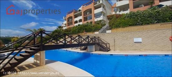  PISO EN JARDINES DE LA DUQUESA CON PISCINA EN VENTA - MALAGA 