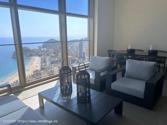 Penthouse ático de lujo en Intempo - www.inmobiliarialesdunes.com - ALICANTE