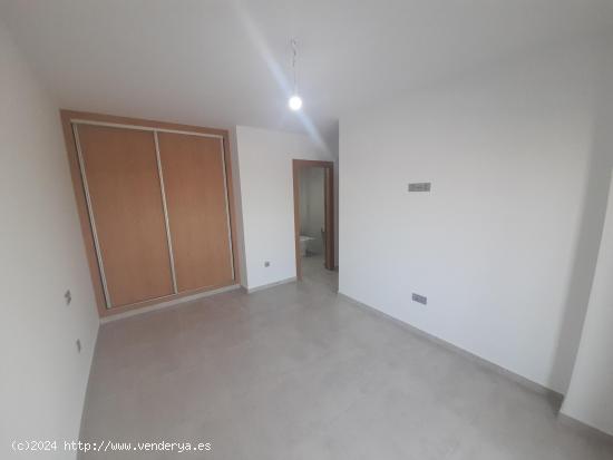 Viviendas de obra nueva de 1 dormitorio desde 75000€ - MURCIA