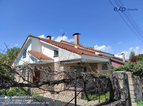 Chalet en Becerril de la Sierra, Madrid - MADRID