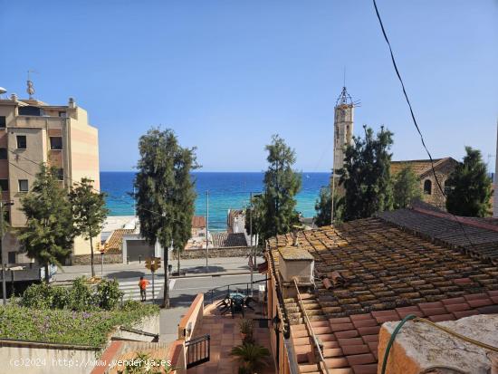 Casa de pueblo con vistas al mar, MONTGAT - BARCELONA