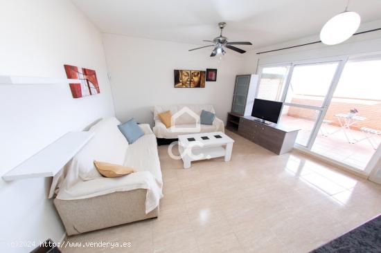 ENCANTADOR ÁTICO CON TERRAZA, TU OASIS PRIVADO A UN PASO!!! - MURCIA