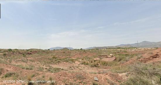 TERRENO MUY CERCA DE SAN VICENTE Y AL PUEBLO DE LA ALCORAYA ALICANTE - ALICANTE