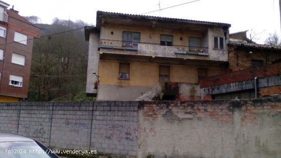 Casa de pueblo en Venta en Blimea Asturias