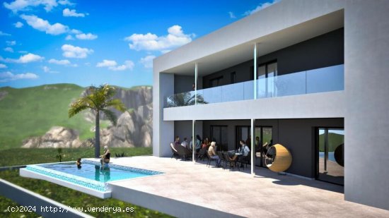 Casa-Chalet en Venta en Nucia, La Alicante