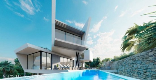 VILLA DE LUJO DE OBRA NUEVA EN CAMPOAMOR