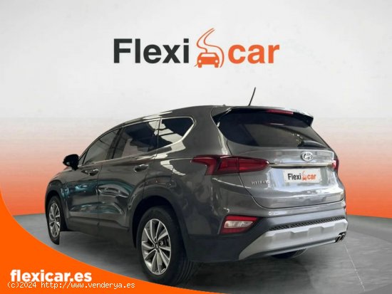 Hyundai Santa Fe 2.0 CRDi Essence 4x2 DK - Sevilla