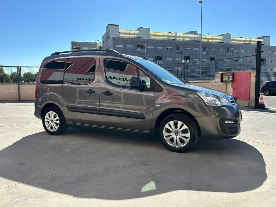 Citroën Berlingo Multispace 20 Aniversaio Puretech 110cv - Parla