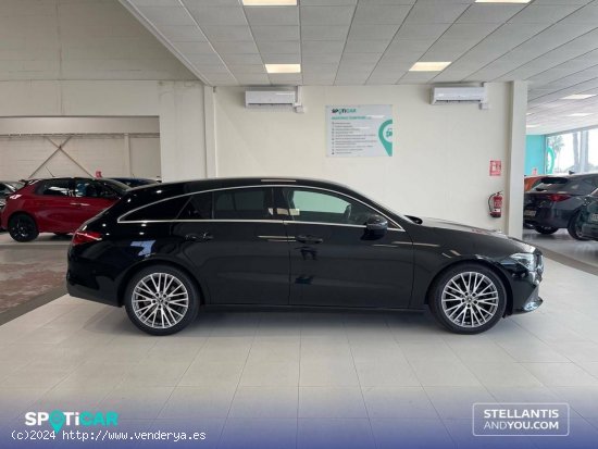 Mercedes CLA  00 Shooting Brake - - Almería