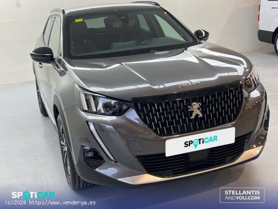 Peugeot 2008   Puretech 130 S&S BVM6 GT Line - Sevilla