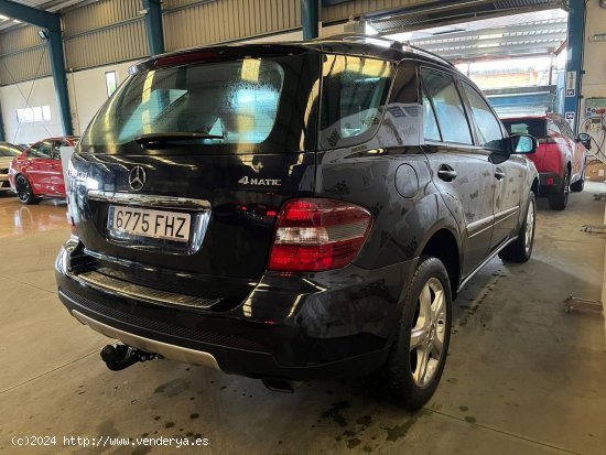 Mercedes Clase M ML 280 CDI SE PUEDE VER Y PROBAR EN SENRA SPORT (PEUGEOT) DUMBRIA - Dumbría