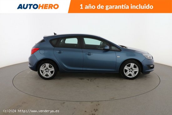 Opel Astra 1.6 Selection - 