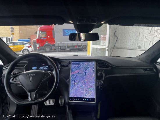 Tesla Model  S P85D - Sabadell