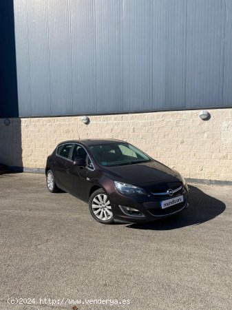 Opel Astra 1.4 Turbo Excellence - Blanes