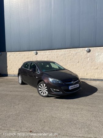 Opel Astra 1.4 Turbo Excellence - Blanes