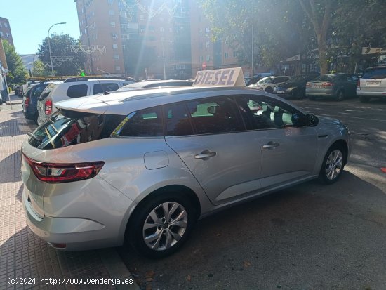 Renault Megane 1500 BLUE DCI 115CV LIMITED - Alcalá de Henares