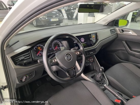 Volkswagen Polo Advance 1.0 TSI 70kW (95CV) de 2021 con 38.000 Km por 15.800 EUR. en Malaga