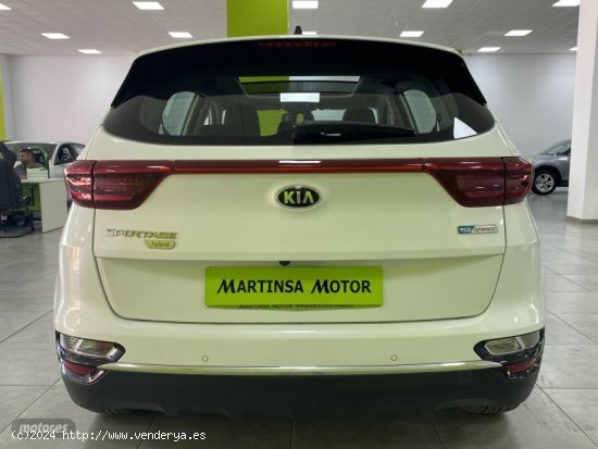 Kia Sportage 1.6 CRDi MHEV 100kW (136CV) Drive 4x2 de 2020 con 30.000 Km por 24.300 EUR. en Malaga