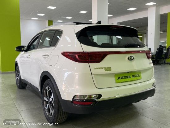 Kia Sportage 1.6 CRDi MHEV 100kW (136CV) Drive 4x2 de 2020 con 30.000 Km por 24.300 EUR. en Malaga