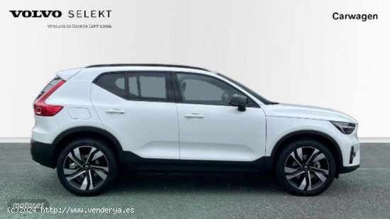 Volvo XC40 XC40 Ultra, B3 Mild hybrid, Gasolina, Dark de 2024 con 2 Km por 43.900 EUR. en Vizcaya