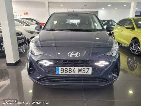 Hyundai i10 1.0 MPI Klass Aut. de 2024 con 2 Km por 17.500 EUR. en Madrid