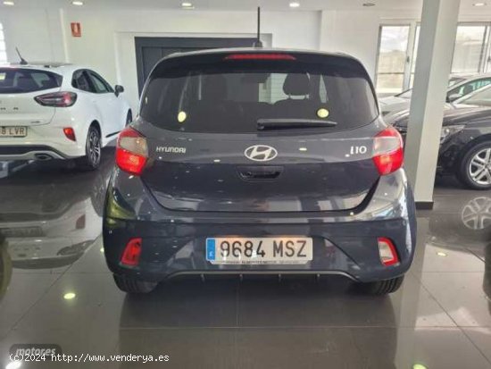 Hyundai i10 1.0 MPI Klass Aut. de 2024 con 2 Km por 17.500 EUR. en Madrid