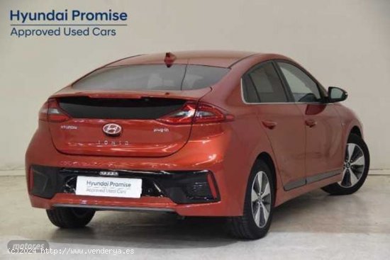 Hyundai Ioniq 1.6 GDI Tecno de 2019 con 50.933 Km por 18.990 EUR. en Cadiz