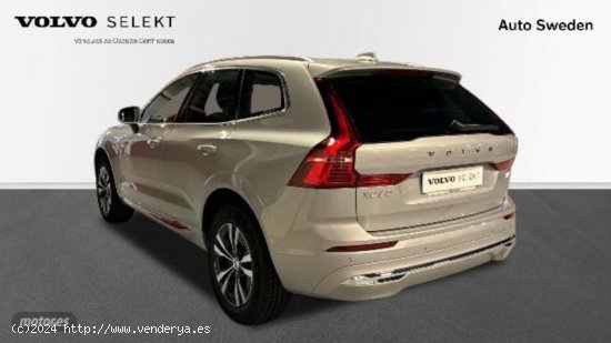 Volvo XC 60 XC60 Recharge Core, T6 plug-in hybrid eAWD, Electrico/Gasolina, Bright de 2023 con 4.763