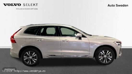 Volvo XC 60 XC60 Recharge Core, T6 plug-in hybrid eAWD, Electrico/Gasolina, Bright de 2023 con 4.763