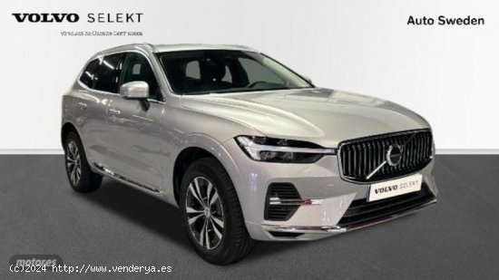 Volvo XC 60 XC60 Recharge Core, T6 plug-in hybrid eAWD, Electrico/Gasolina, Bright de 2023 con 4.763