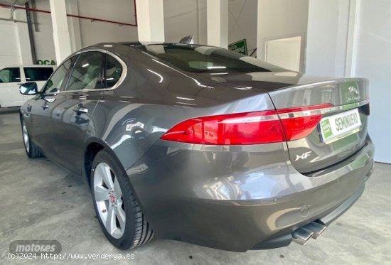 Jaguar XF PRESTIGE AUTO 180CV de 2018 con 60.000 Km por 24.990 EUR. en Sevilla