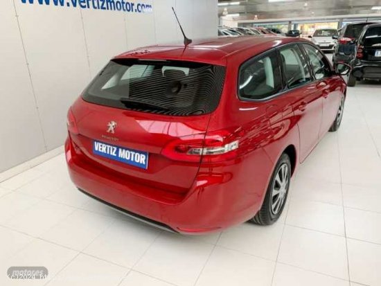 Peugeot 308 1.5BlueHDi Business Line 100CV de 2019 con 62.000 Km por 15.500 EUR. en Guipuzcoa