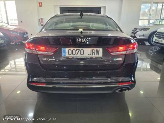 Kia Optima Optima 1.7CRDI Eco-Dynamics Drive de 2016 con 70.000 Km por 15.490 EUR. en Madrid