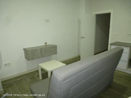 SE ALQUILA BONITO APARTAMENTO ZONA UNIVERSIDAD - MURCIA