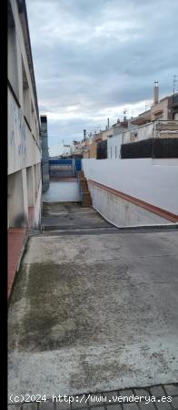 Plaza de Parking en venta - BARCELONA