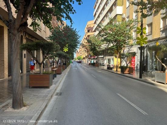  Local comercial en C/ Martínez Valls - Ontinyent - VALENCIA 