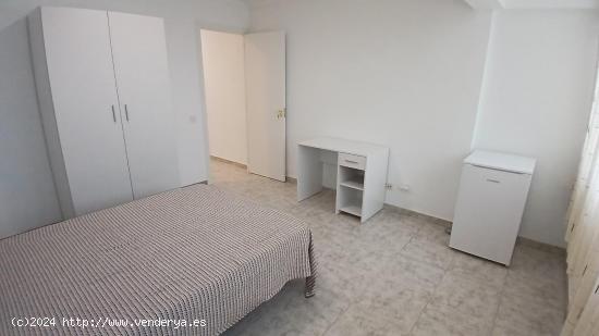 Se alquila Habitación para CHICAS zona Miller Bajo. - LAS PALMAS