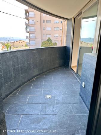 VENTA PISO EN ÒDENA ZONA CENTRO SEMINUEVO, PARKING Y TRASTERO!! - BARCELONA