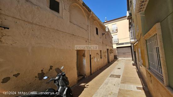 Casa chaflán, Zona Iglesia San José (Centro) - VALENCIA