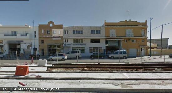 Oportunidad Bancaria!! Oficina en Avda Reyes Católicos en Chiclana de la Frontera - CADIZ