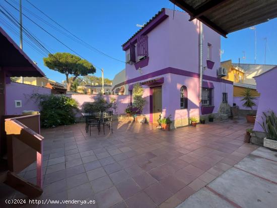 ADOSADO EN BARRIO JARANA - CADIZ