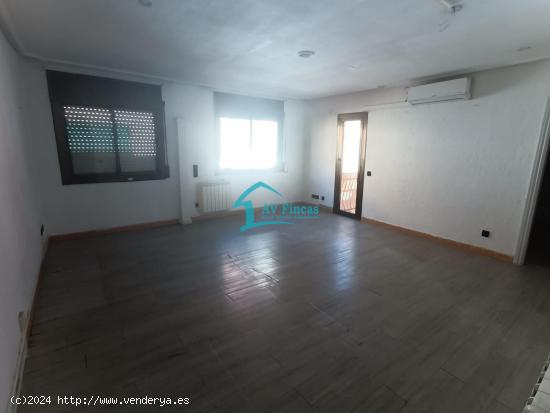 PISO EN VENTA EN EL PRAT DE LLOBREGAT - BARCELONA