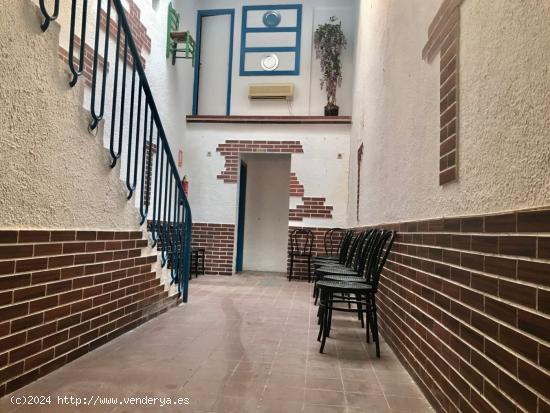  CASA EN EL CENTRO DE CASTELLÓN, CON LICENCIA DE CAFETERÍA - CASTELLON 