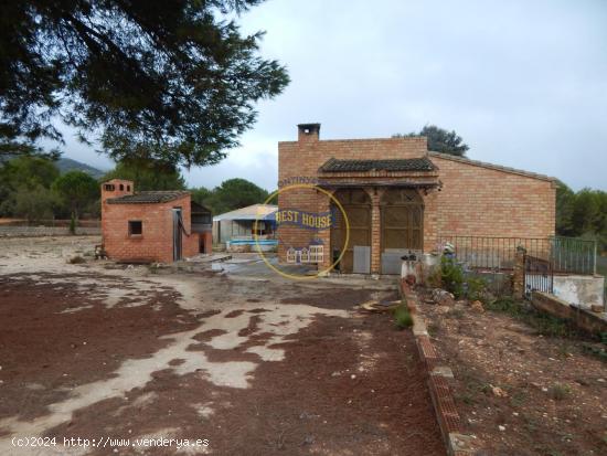 OPORTUNIDAD CASA DE CAMPO EN BOCAIRENT - VALENCIA