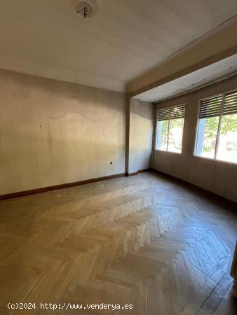  PISO EN VENTA EN PASEO ZORRILLA 5 - VALLADOLID 