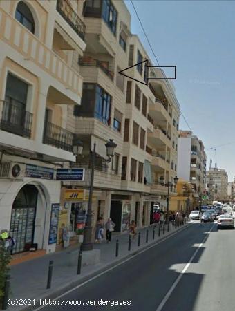  Piso céntrico en Guardamar de gran tamaño. - ALICANTE 