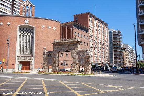 VIVIENDA DE 3 DORMITORIOS, 2 BAÑOS, COCINA Y SALON,  OPCIÓN DE GARAJE   Y TRASTERO EN LA MISMA FIN