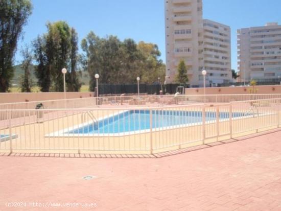 Apartamento de tres dormitorios en planta baja. Playa Honda. - MURCIA