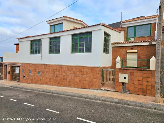 VENTA DE CHALET EN PLAYA DEL HOMBRE - LAS PALMAS